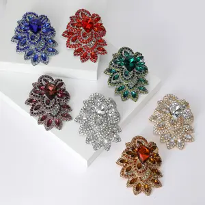 ROMANTIC Luxury Clothing Accessories Beauty Rhinestone Crystal Flower Brooches for Women