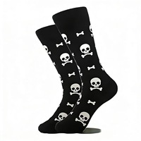 Chaussettes d'Halloween en gros pour hommes, mi-mollet, respirantes, en coton, motif crâne et squelette, chaussettes amusantes à motif de dessin animé