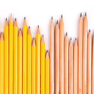 ชุดดินสอไม้ HB สีเหลืองกราไฟต์ สำหรับนักเรียน พร้อมโลโก้แบบกำหนดเอง - Product Image 2