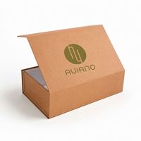 Boîte cadeau en papier kraft écologique avec couvercle magnétique et poche intérieure pour cartes de visite, emballage pliable pour bouteilles de vin ou de whisky
