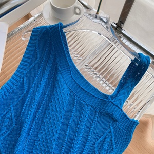Top in <span class=keywords><strong>maglia</strong></span> senza maniche con scollo asimmetrico stile euro-americano da donna - Design snellente estivo - Product Image 5