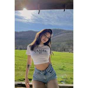 เสื้อครอปท็อปสีขาวพิมพ์ลายสำหรับผู้หญิง ยี่ห้อ Tanisa ระบายอากาศได้ดี สวมใส่สบาย เหมาะสำหรับออกกำลังกาย คอกลม  รับสกรีนโลโก้  ฟรีไซส์  ผ้าถัก - Product Image 6