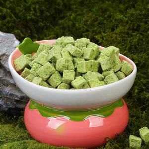 מפעל חתול יבש מותאם אישית להקפיא 100% תזונה גבוהה פרימיום oem מותאם אישית מזון לחיות מחמד אספקה מקלות דשא חתול עשה - Product Image 2