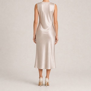 Robe midi en satin pour femme, sans manches, col rond, coupe <span class=keywords><strong>biais</strong></span>ée, élégante, pour soirée, vêtements de cérémonie, usine de vêtements OEM - Product Image 2