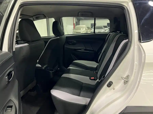 Oferta Especial: <span class=keywords><strong>Toyota</strong></span> <span class=keywords><strong>Yaris</strong></span> L Zhixuan X 1.5L <span class=keywords><strong>CVT</strong></span> Leading PLUS <span class=keywords><strong>2022</strong></span>, Matriculado Mayo <span class=keywords><strong>2022</strong></span>, 45,000 KM, Hatchback de 5 Puertas y 5 Asientos - Product Image 5