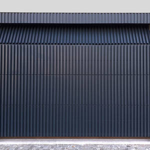 Porte de garage en aluminium à lames verticales automatiques dissimulées modernes personnalisées - Product Image 5