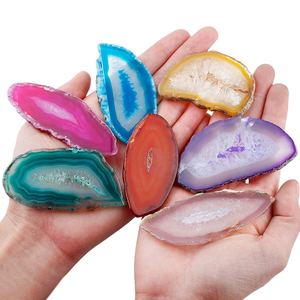 Fetta di Agata Naturale Lucidata per Feng Shui, Cristallo Colorato di Agata Geode per Creazione di Ciondoli, Pietra Preziosa Intagliata con Incisione - Product Image 1