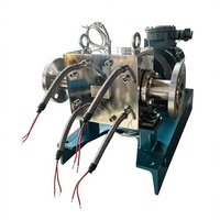 Pompe doseuse à engrenages isolée à chauffage électrique de précision, à raccord à bride, pour transfert de fluides à haute viscosité pour applications chimiques