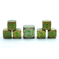 Prix usine haute qualité Mini vert 6 faces polyédrique numéro unique conception de fissure dés carrés en métal pour jeux de société DnD