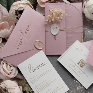 Invitations de mariage personnalisées de luxe avec pochette en vélin, sceau de cire, fleurs séchées, dorure à chaud, ensemble de cartes d'invitation personnalisées - Product Image 1