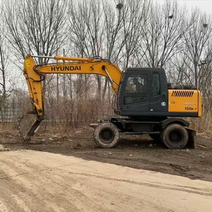 Excavadora de Ruedas Hyundai 150W-7 con Cucharón de Excavación y Componente Central del Motor - Product Image 2
