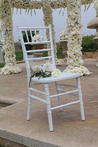 Alquiler de muebles de boda Chiavari de madera <span class=keywords><strong>sillas</strong></span> de comedor <span class=keywords><strong>sillas</strong></span> <span class=keywords><strong>Tiffany</strong></span> blancas para Banquete de jardín - Product Image 3