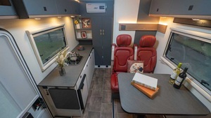<span class=keywords><strong>Camping</strong></span>-<span class=keywords><strong>car</strong></span> diesel Jinguan 2026 de Chine, <span class=keywords><strong>camping</strong></span>-<span class=keywords><strong>car</strong></span> 4-6 personnes, <span class=keywords><strong>camping</strong></span>-<span class=keywords><strong>car</strong></span> 4x4, pick-up, <span class=keywords><strong>camping</strong></span>-<span class=keywords><strong>car</strong></span> avec système de panneaux solaires et cuisine à vendre - Product Image 5