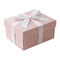 Boîte cadeau rigide gaufrée avec couvercle et base en papier, emballage personnalisé avec logo, boîte de luxe pour cadeau avec nœud en satin blanc