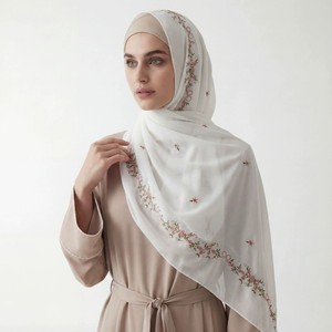 Hiyab de Chifón de Lujo con Bordado Étnico, Pañuelo Largo para el Cabeza, Estilo Musulmán de Malasia y Medio Oriente, Hiyab de Chifón Económico - Product Image 1