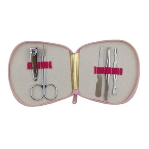 Profesional <span class=keywords><strong>de</strong></span> <span class=keywords><strong>uñas</strong></span> Clippers <span class=keywords><strong>Kit</strong></span> <span class=keywords><strong>de</strong></span> pedicura cuidado acero inoxidable hombres <span class=keywords><strong>Kit</strong></span> <span class=keywords><strong>de</strong></span> <span class=keywords><strong>aseo</strong></span> 5 piezas manicura <span class=keywords><strong>para</strong></span> viajes <span class=keywords><strong>de</strong></span> casa - Product Image 4