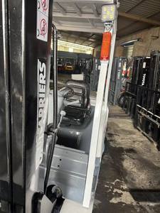 Pneu de chariot élévateur TCM FD25 d'occasion, capacité de 2,5 tonnes, fabrication japonaise, pour la construction et la logistique - Product Image 6