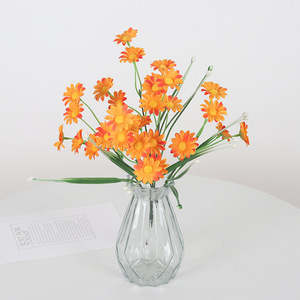 Flores Artificiales de Margarita Jessie de 35 cm, Flores de Seda para Decoración de Jardín Exterior, Accesorios para Bodas y Hogar, Rosa, Azul, Amarillo, Naranja, Rojo - Product Image 3