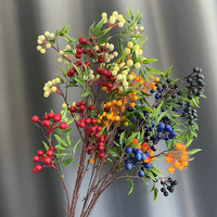 5-takkige kunstmatige plastic fruitboom met rode vruchten, bloemstuk 88 cm, kerstdecoratie voor thuis