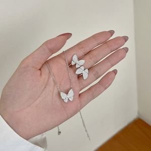 Collier Dylam avec pendentif papillon en argent sterling 925 plaqué rhodium, chaîne à maillons anti-ternissement et zircone 5A - Product Image 6