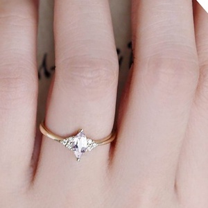 Quartz lavande en forme de goutte d'eau en or 14 carats avec diamant, quartz lavande tendance pour mariage - Product Image 5