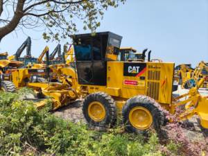 Graduadora de modelo nuevo Cat 140H usada, marca popular, maquinaria hidráulica Cat japonesa, equipo de construcción - Product Image 6