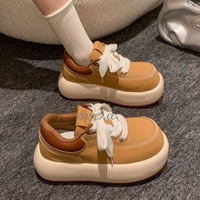 Scarpe Trendy Approvate dagli Influencer con Rialzo di 5cm, Versione Primavera 2026, Nuove con Cinturini Incrociati, Tomaia in PU, Made in China, Unisex