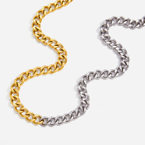 Collier bicolore en or 18 carats et acier inoxydable pour femme, design géométrique, chaîne ovale, bijou à porter au quotidien - Product Image 1