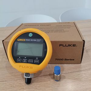 Manomètre numérique Fluke 700G31 10K PSI - Plage de mesure de -14 à 10000 Psi, calibrateur portable pour usage industriel - Product Image 1