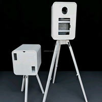 Photomaton en bois double face pour événements, impression instantanée, libre-service, écran tactile intégré (compatible iPad/DSLR), capacité de charge 50 kg