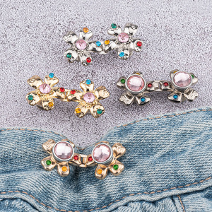 Flat-bottomed five-petal flower waist-cinching <b>button</b> detachable no-nail waist-cinching <b>button</b> jeans waist-slimming magic tool - Product Image 3