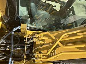 Pelles d'occasion fabriquées au Japon CAT 315D2 15 tonnes Pelle hydraulique d'occasion sur chenilles 320GC de haute qualité en vente dans la cour de Shanghai - Product Image 6