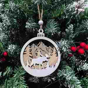 Décorations de Noël en bois en gros - Ornements suspendus 3D creux en forme de renne et d'arbre, artisanat de Noël fait main - Product Image 4