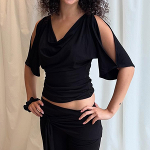 Blusa Casual de Verano Ecológica para Mujer, con Hombros Descubiertos, Escote Drapeado, Manga Corta, Color Sólido, Cintura Ajustada y Diseño Calado - Product Image 1