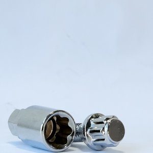 Pernos de bloqueo de <span class=keywords><strong>rueda</strong></span> de <span class=keywords><strong>seguridad</strong></span> automotriz de acero al carbono doméstico personalizables de alta calidad - Product Image 4