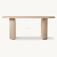 Bureau d'ordinateur artisanal en chêne premium, rectangulaire arrondi, moderne et minimaliste, avec double piétement cannelé, pour bureau à domicile