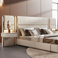 Lit de Luxe Italien Personnalisable en Cuir Capitonnée avec Rangement, Tête de Lit Large, Design Moderne pour Villa, Taille King Size - Prix Usine