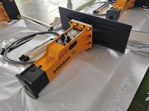 Nuevo martillo hidráulico rompedor de hormigón SB40 para excavadoras de 4.0-7.0 toneladas, precio directo de fábrica, para minicargadoras. - Product Image 4