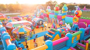 Scivolo Gonfiabile Doppio B2B per Forniture all'Ingrosso e Progetti - Castello Gonfiabile con Scivolo - Product Image 6