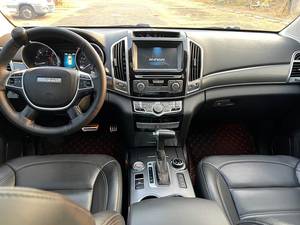 Haval H9 2015-2017 d'occasion de bonne qualité, turbo 2.0T essence, sièges en similicuir, 7 places, conduite à gauche, intérieur sombre - Product Image 6