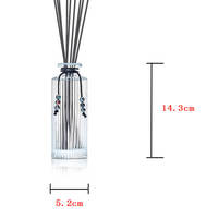 Vente en gros de bouteille en verre décorative de 150ml de quantité minimale de commande basse personnalisée de luxe diffuseur d'arôme floral unique transparent sans feu avec bâtonnets