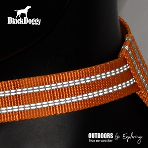 สายรัดอกสุนัขลายสก็อตสีส้ม BlackDoggy พร้อมแถบสะท้อนแสง ซับในตาข่าย โพลีเอสเตอร์ ปลดเร็ว กันน้ำ - Product Image 5