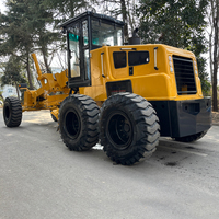 Niveleuse routière à bras oscillant à commande hydraulique haute efficacité pour l'entretien des routes