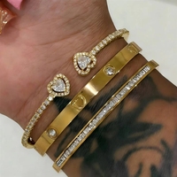 Juego de Brazaletes de Acero Inoxidable con Certificado CE RHOS, Chapado en Oro de 18K, con Corazón de Diamantes de Imitación, Diseño de Lujo para Mujer, Regalo para el Día de la Madre
