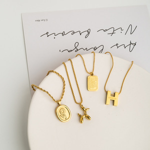 Collana con Ciondolo a Cuore in Acciaio Inossidabile Stile Coreano, Catena a Serpente Antiossidante per Donna - Product Image 2