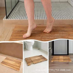 Tapis antidérapant en bois pour salle de bain, tapis de bain rétractable carré en bambou pour baignoire, idéal pour l'export. - Product Image 1