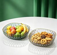 Assiette en PP artisanale de luxe et de haute qualité, idéale pour les cuisines haut de gamme, parfaite pour les collations fraîches, les salades et les fruits.