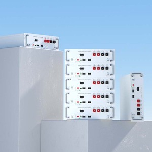 Batterie solaire empilable 3U4U à montage en armoire 20/30KWH au lithium fer phosphate avec protection contre les surcharges et durée de vie de 10 ans pour situations d'urgence - Product Image 1