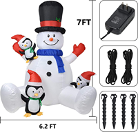 Bonhomme de neige gonflable de Noël avec pingouins, décoration de jardin extérieure, lumière LED rotative colorée, décoration de pelouse pour les fêtes