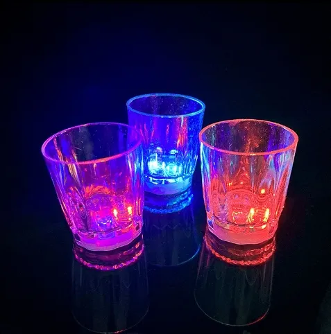 Tasses lumineuses flash Tirs clignotants Lumière 24 LED Bar Night Club Party Drink